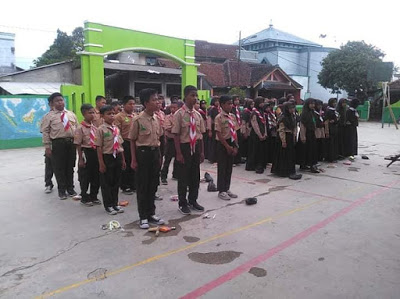 Pelantikan Pengurus Ekskul Pramuka